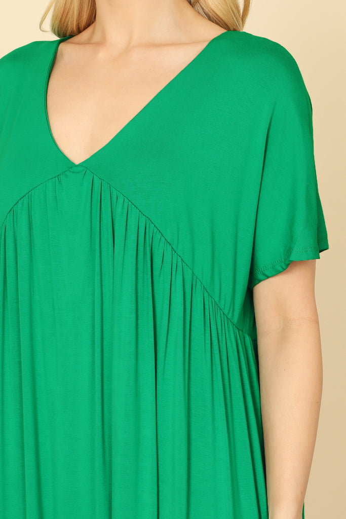 V-NECK SHORT SLEEVE PLEATED DETAIL SOLID MAXI DRESS