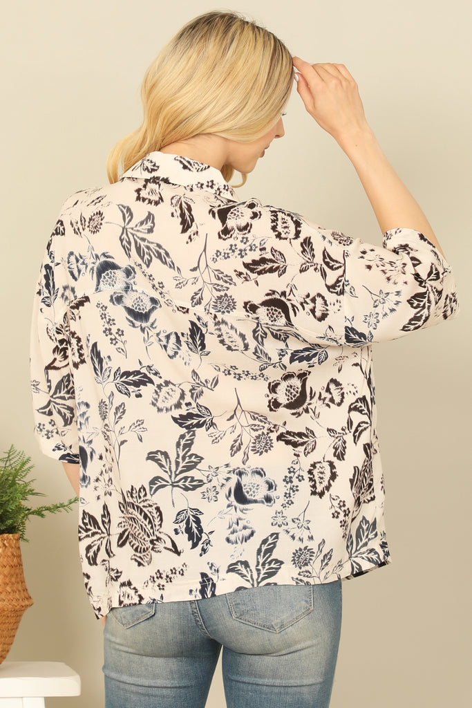 BACK QUARTER SLEEVE FRONT POCKET PATCH PRINTED TOP