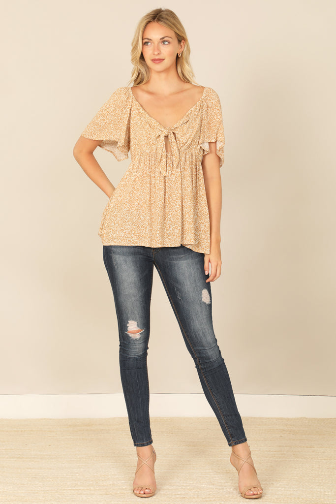 FRONT CUT-OUT KNOTTED TIE DETAIL PRINTED TOP