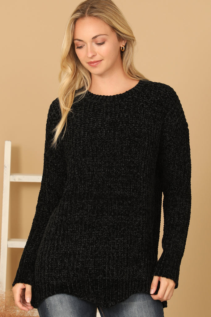 CHUNKY CHENILLE KNIT SWEATER WITH SCALLOPED HEM SWEATER