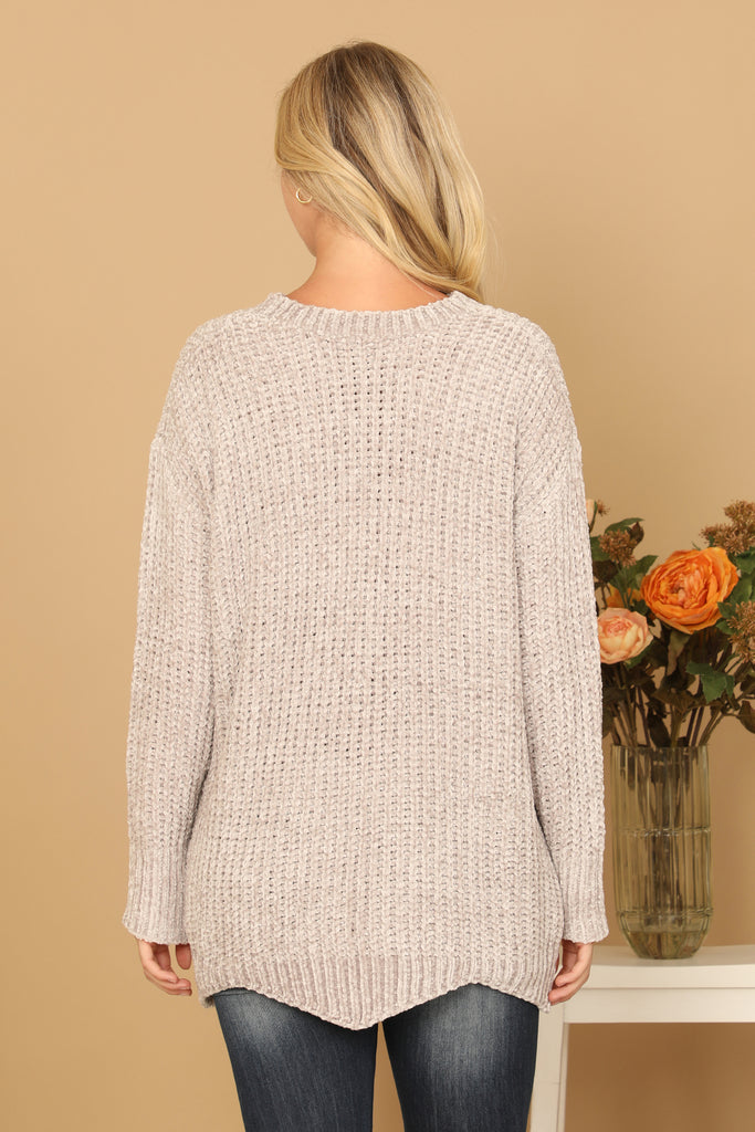 CHUNKY CHENILLE KNIT SWEATER WITH SCALLOPED HEM SWEATER