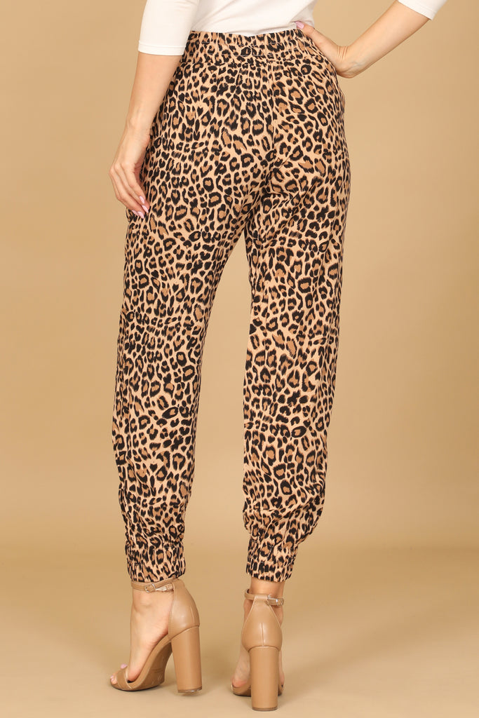 GARTERIZED HEM LEOPARD PANTS