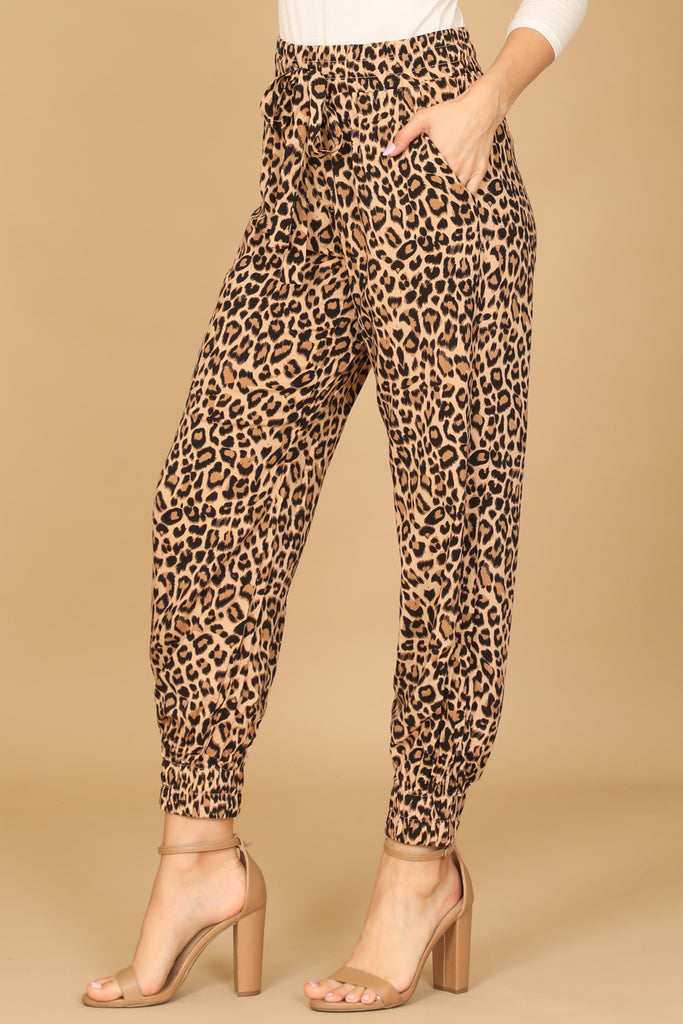 GARTERIZED HEM LEOPARD PANTS