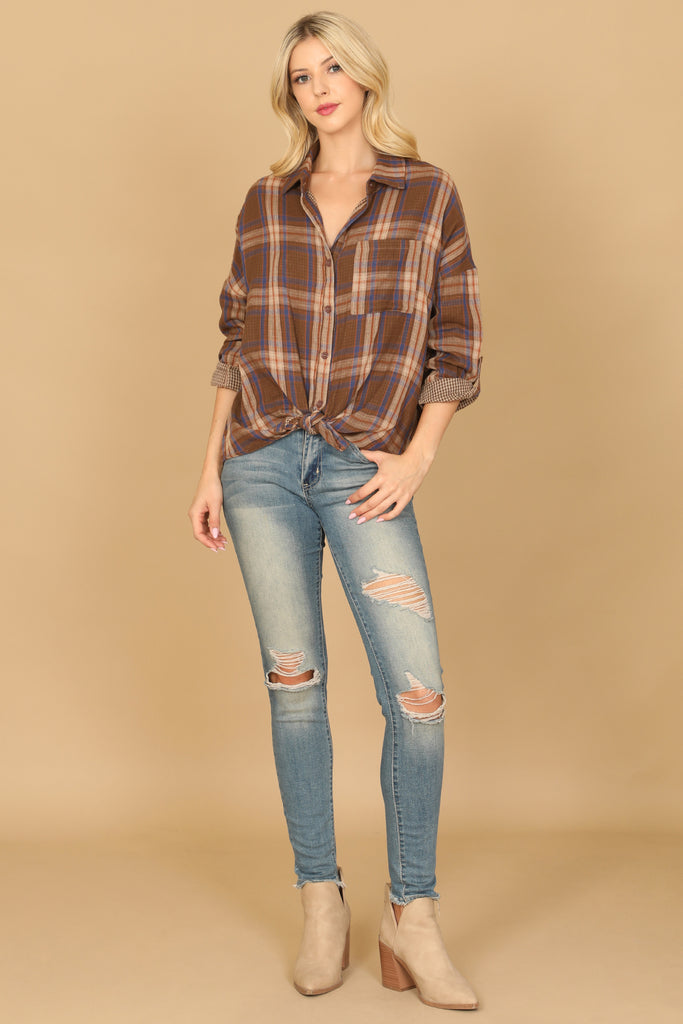 PLAID FRONT KNOT HEM BUTTON DOWN TOP