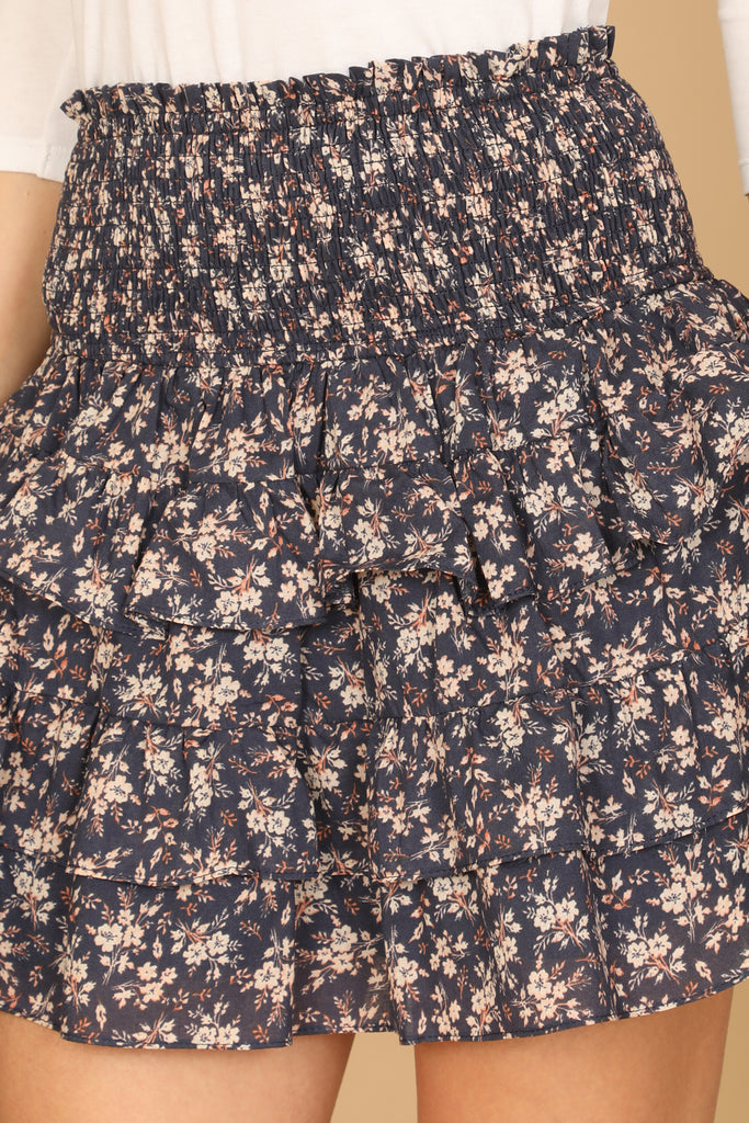 FLORAL SMOCKED RUFFLE SKIRT