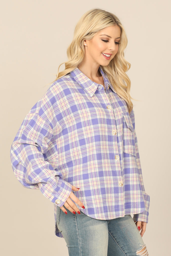 SEAMLESS PLAID LONG SLEEVE BUTTON DOWN POCKET PATCH CURVE HEM TOP