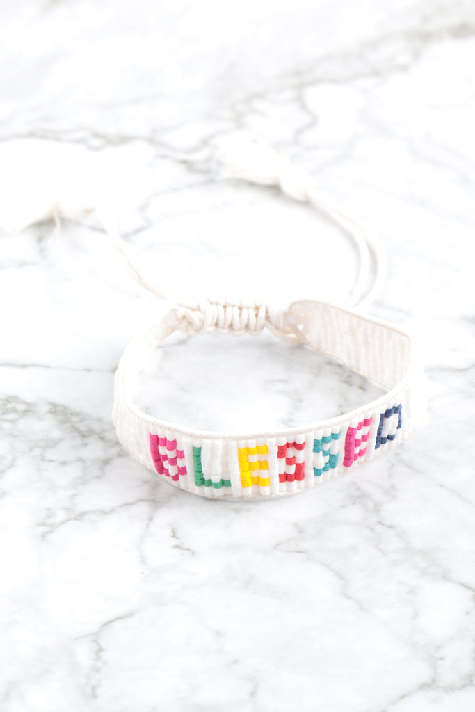 BLESSED SEED BEADS PULL TIE BRACELET