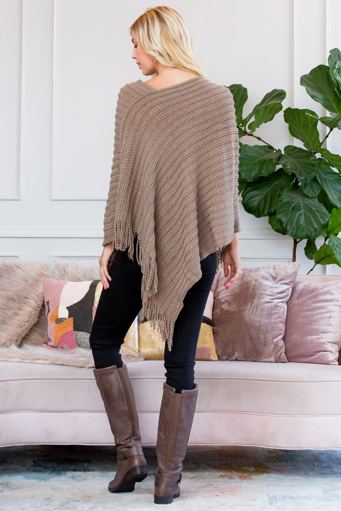 KNITTED V PONCHO