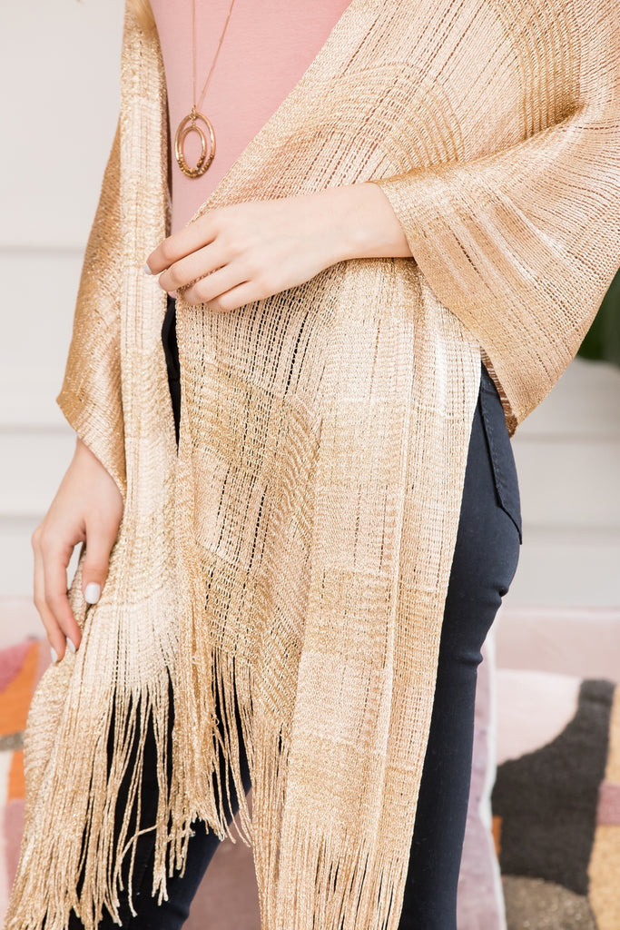 METALLIC COLORED FRINGE SCARF