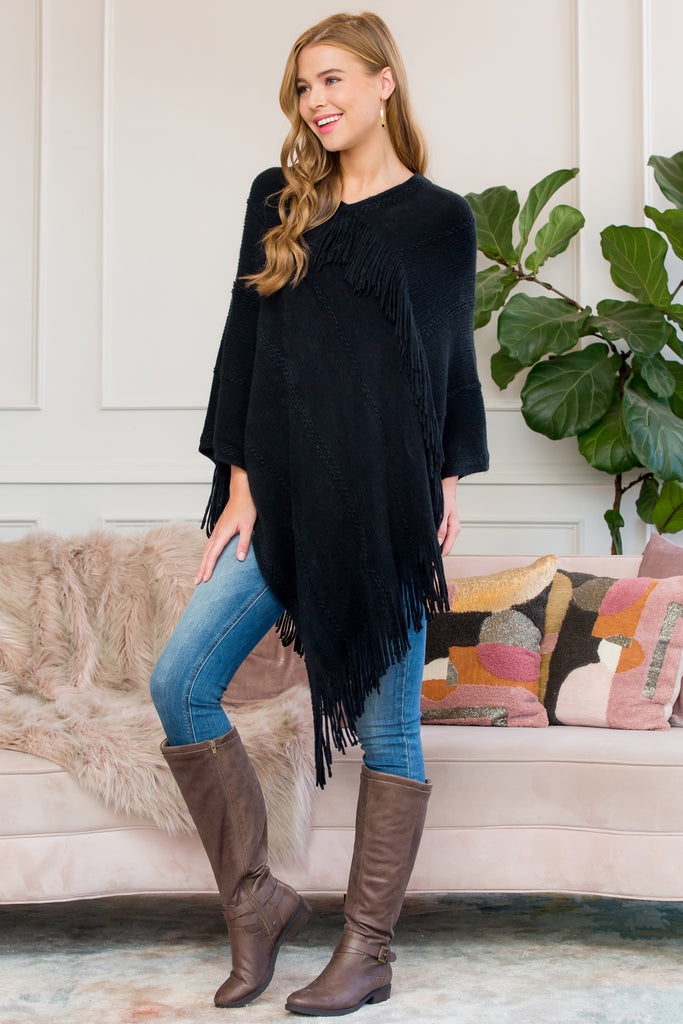 ASYMMETRIC FRINGE PONCHO