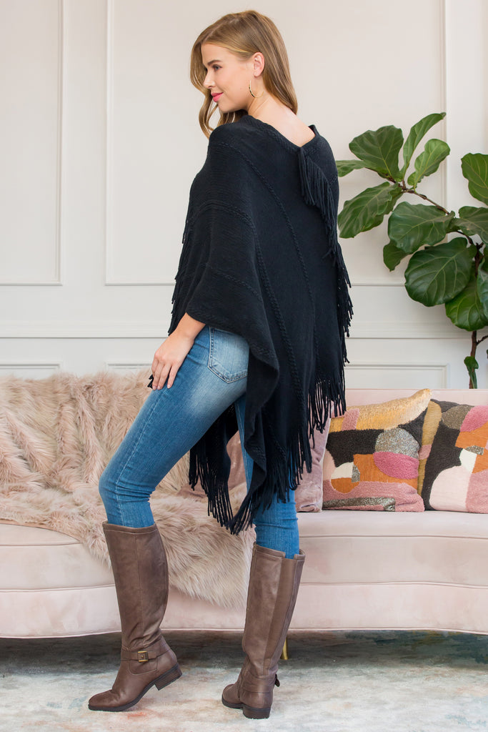 ASYMMETRIC FRINGE PONCHO