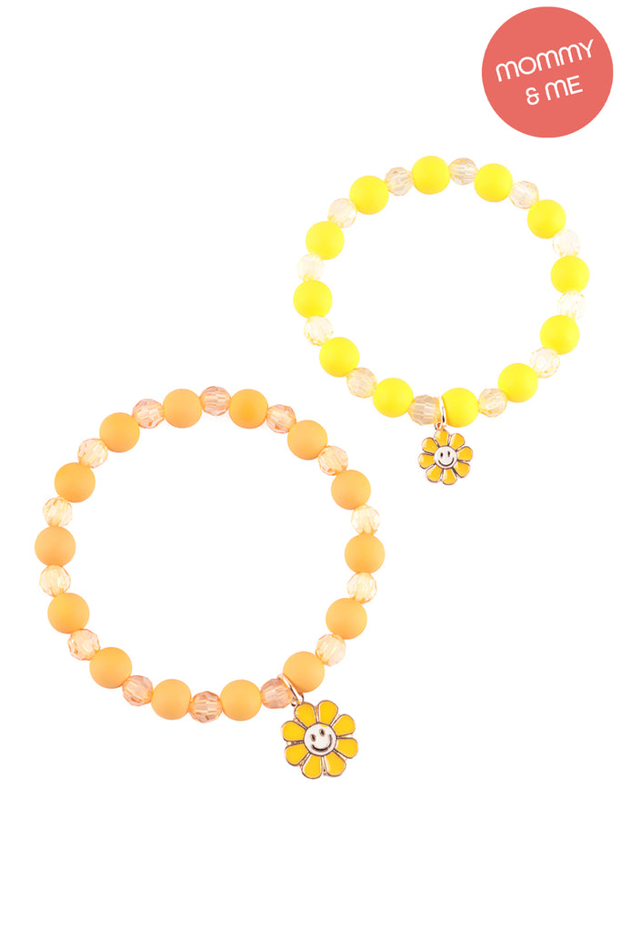 MAMA & MINI SMILE FLOWER ENAMEL CHARM BRACELET SET