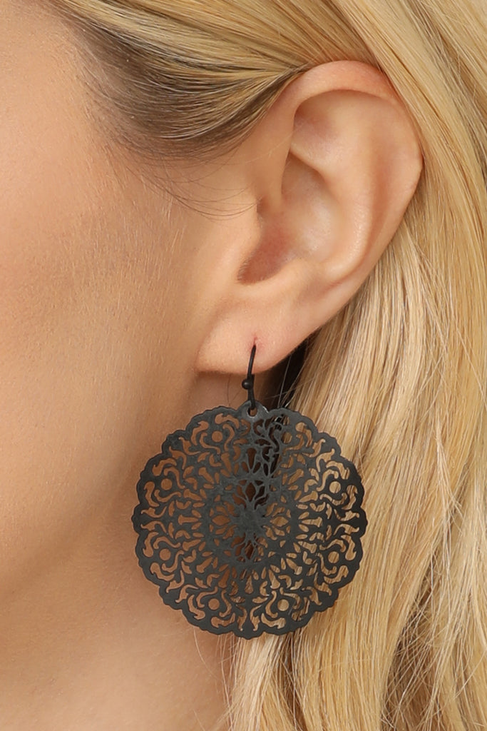 ROUND FILIGREE HOOK EARRINGS