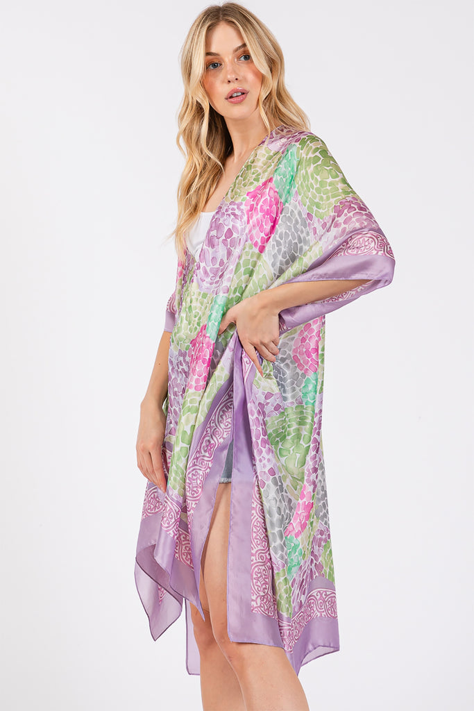 ABSTRACT PRINT SILKY FEEL KIMONO