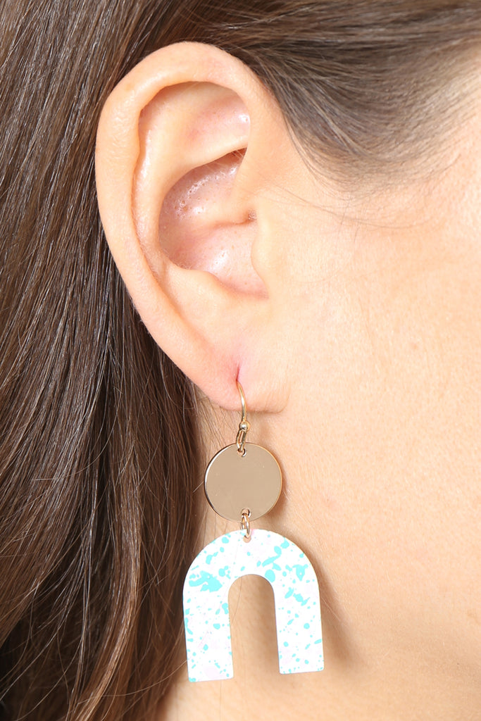 U UPSIDE DOWN SPLATTER PRINT DROP FISH HOOK EARRINGS