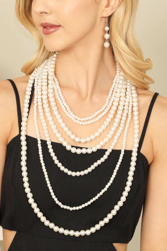 LAYERED PEARL BEADS NECKLACE