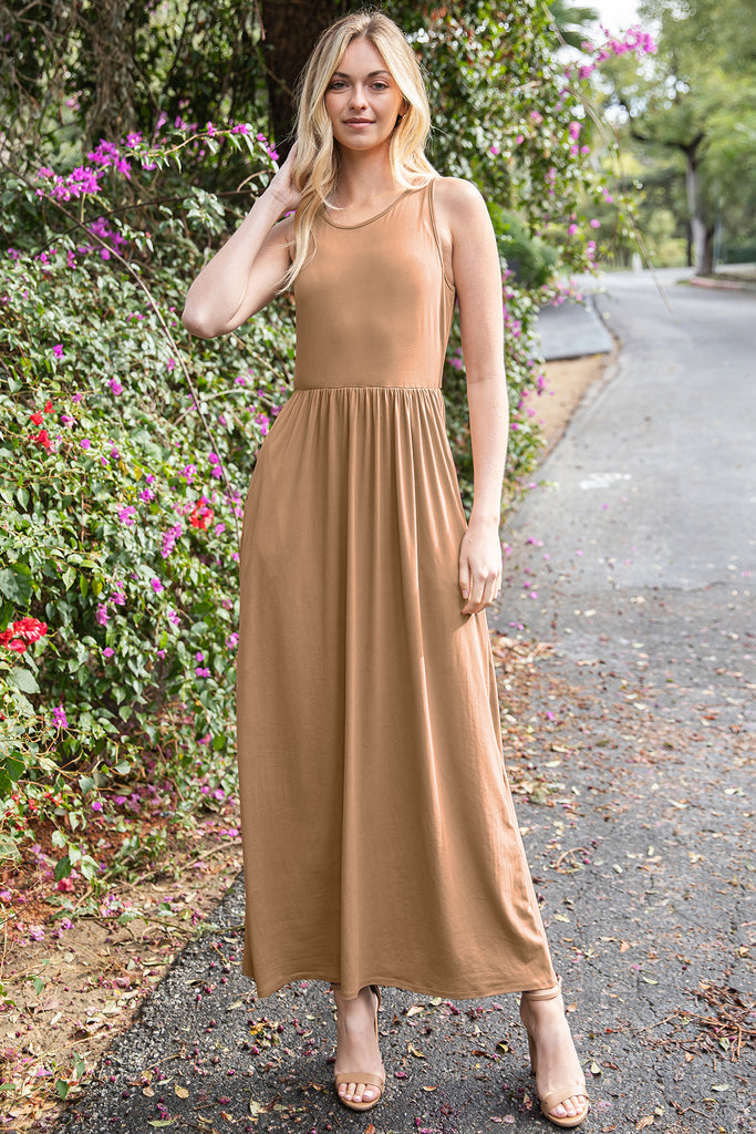 SOLID SLEEVELESS MAXI DRESS