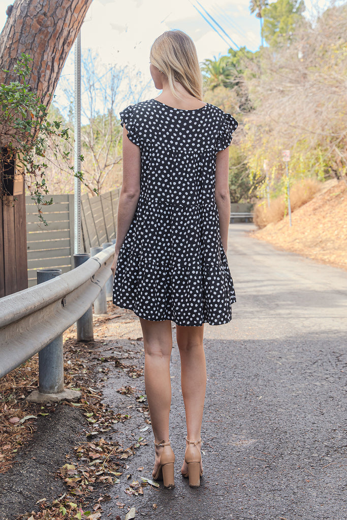 PEBBLE RUFFLE SLEEVE TIERED MINI DRESS