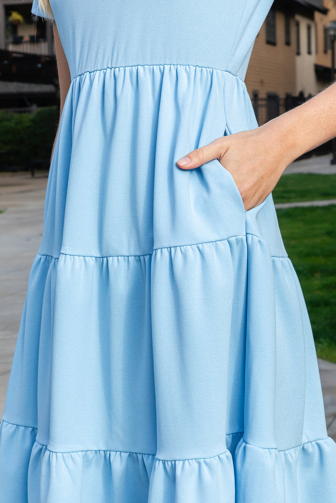 SHORT SLEEVE SOLID TIERED DRESS