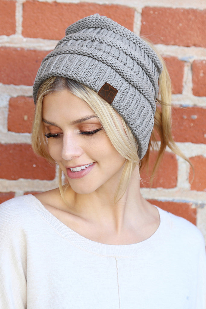 KNITTED PONYTAIL BEANIE