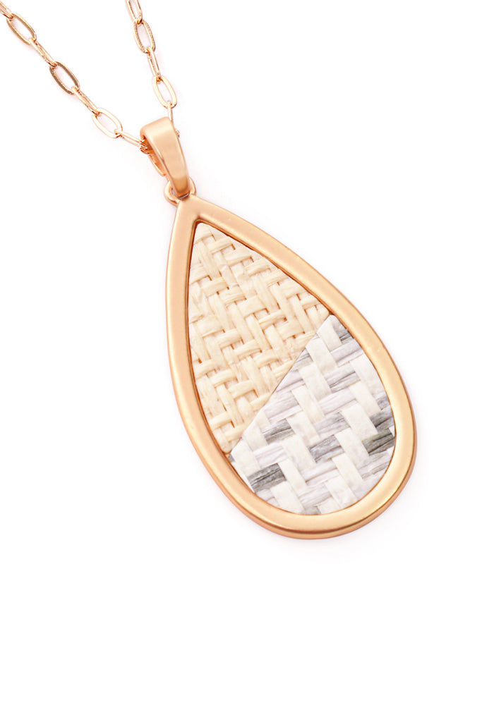 MYN1394 - TEARDROP SHAPE RATTAN PENDANT NECKLACE